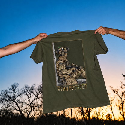 STAY FOCUSED - T-SHIRT