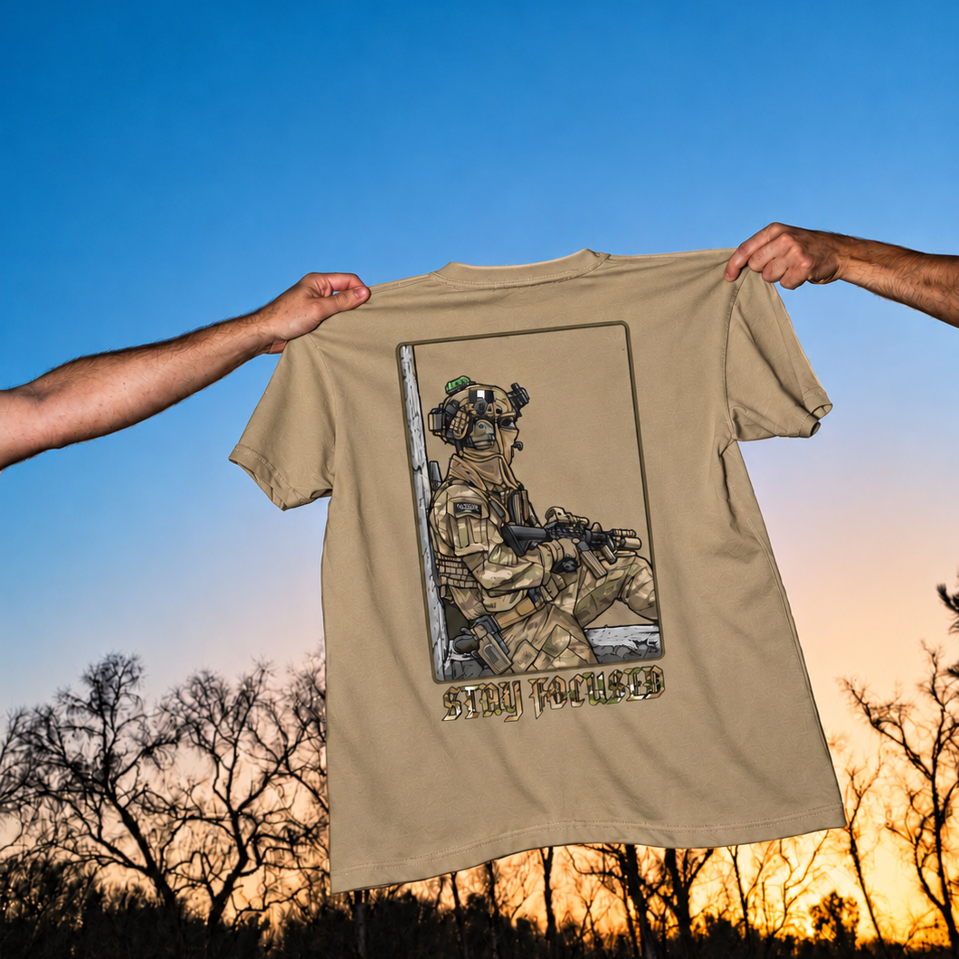 STAY FOCUSED - T-SHIRT
